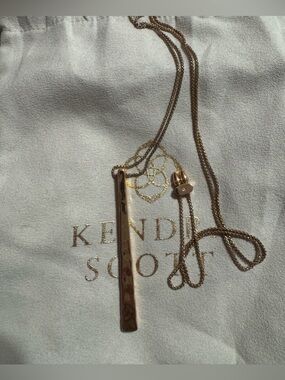 Kendra Scott "Scottie" Pendant Necklace